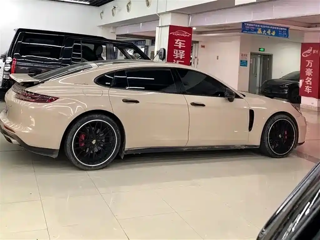 Porsche Porsche Panamera 2019 Panamera 4 Executive Long Wheelbase 2.9T 2019 - thumbnail 3