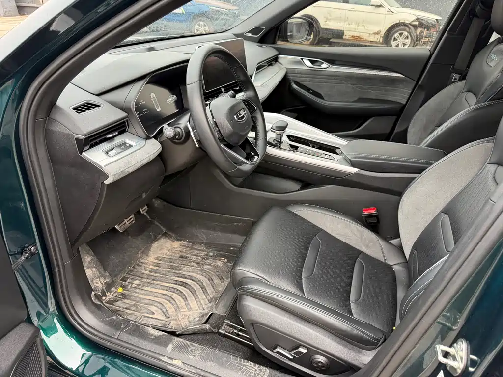 Geely Auto Geely Starray 2023 2.0TD Only This Cyan Green Edition 2023 - thumbnail 6