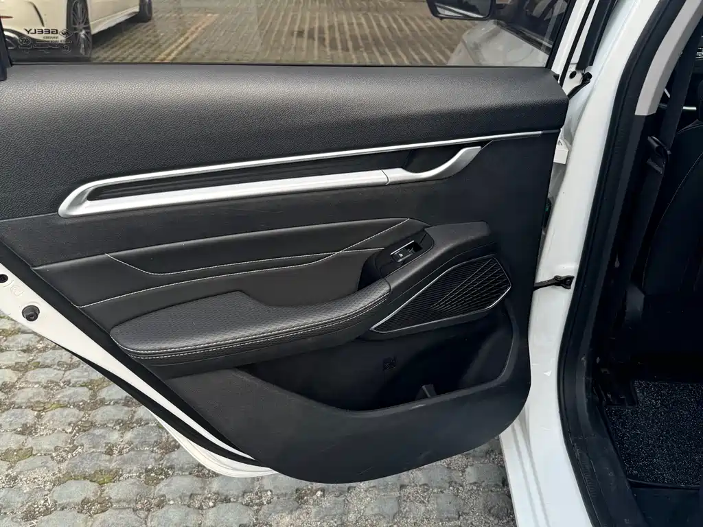 Geely Auto Geely Emgrand 2022 Model Year 4th Generation 1.5L CVT Luxury Edition 2022 - thumbnail 10