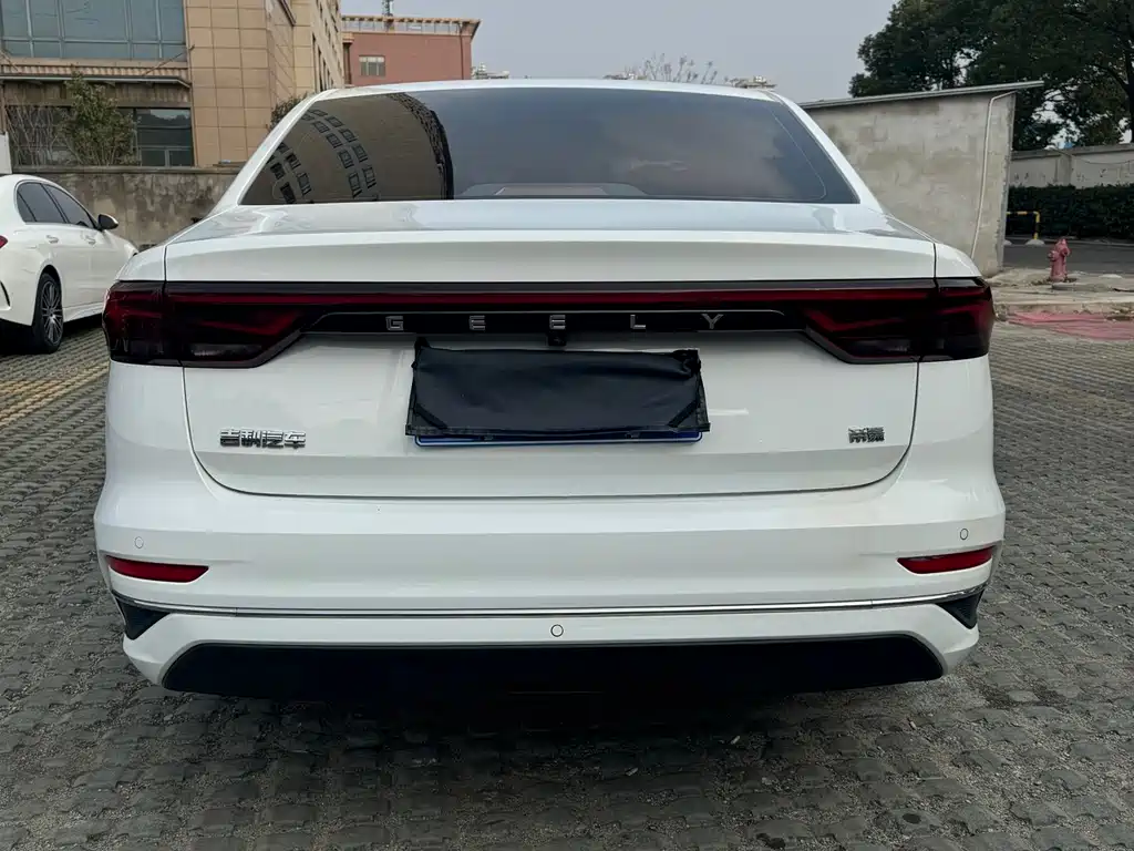 Geely Auto Geely Emgrand 2022 Model Year 4th Generation 1.5L CVT Luxury Edition 2022 - thumbnail 16