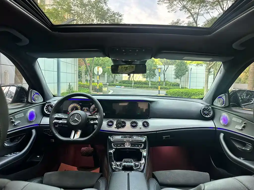 Mercedes-Benz Mercedes-Benz E-Class 2017 E 200 Sport 4MATIC 2017 - thumbnail 5