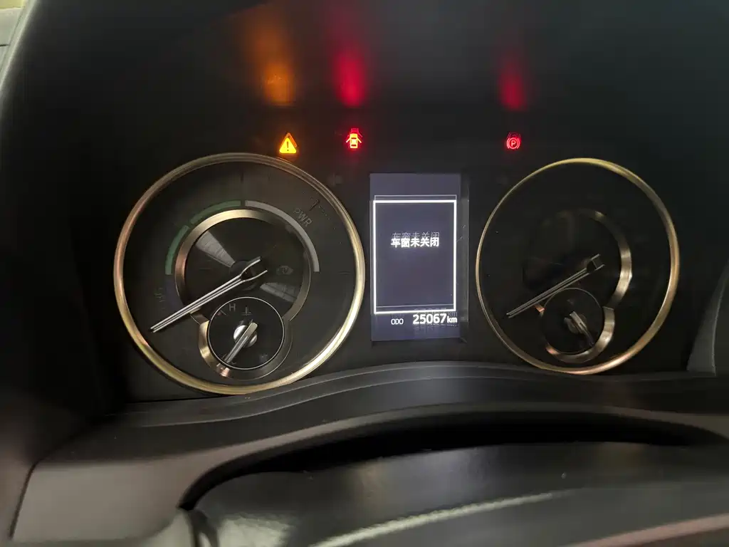 Toyota Alphard 2021 Model Hybrid 2.5L Executive Version 2023 - thumbnail 13