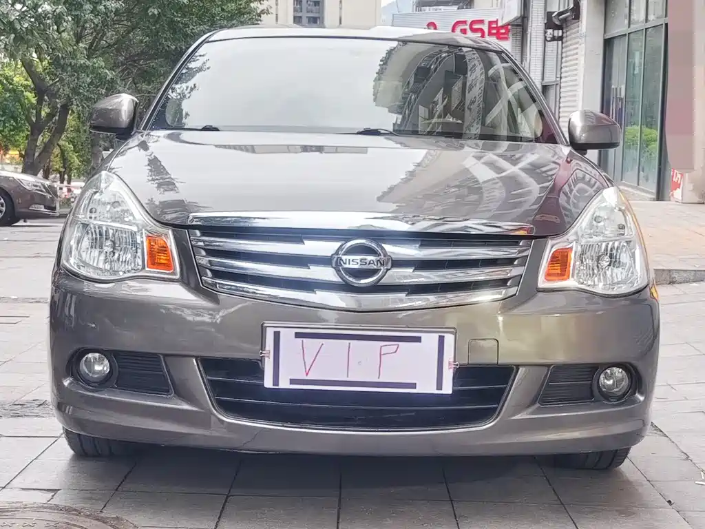 Nissan Nissan Sylphy 2016 Classic 1.6XE Automatic Comfort Edition 2017 - thumbnail 2
