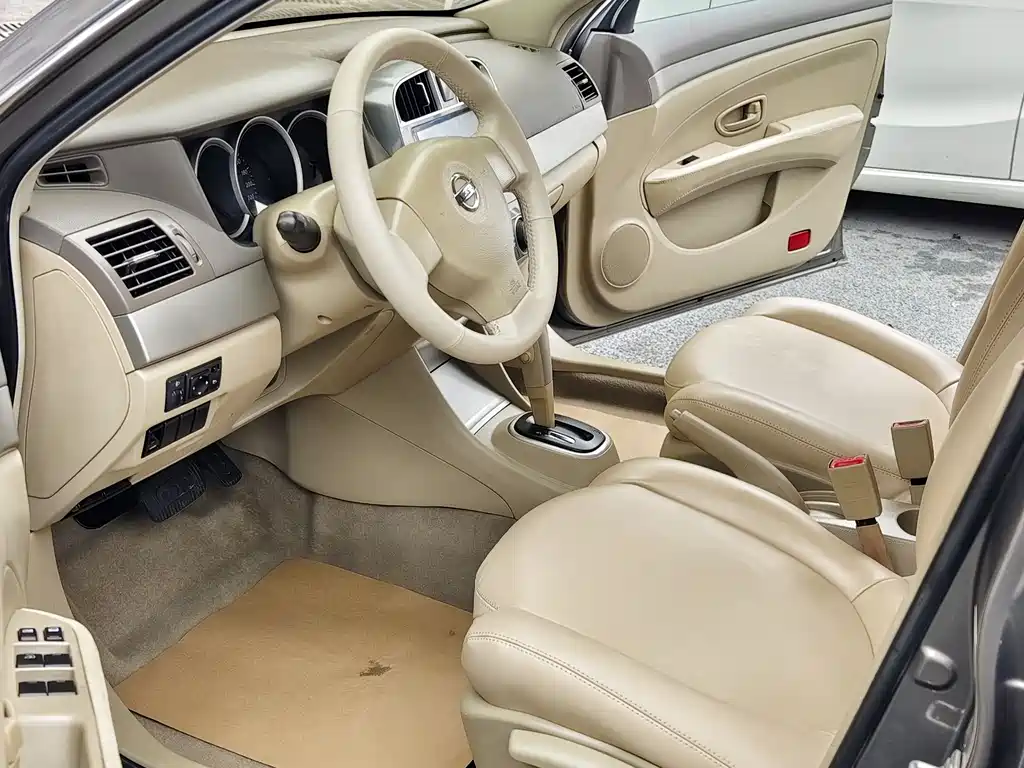 Nissan Nissan Sylphy 2016 Classic 1.6XE Automatic Comfort Edition 2017 - thumbnail 6