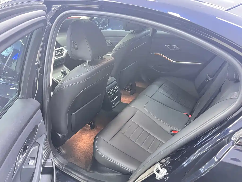 BMW BMW 3 Series 2021 325i M Sport Package 2020 - thumbnail 10