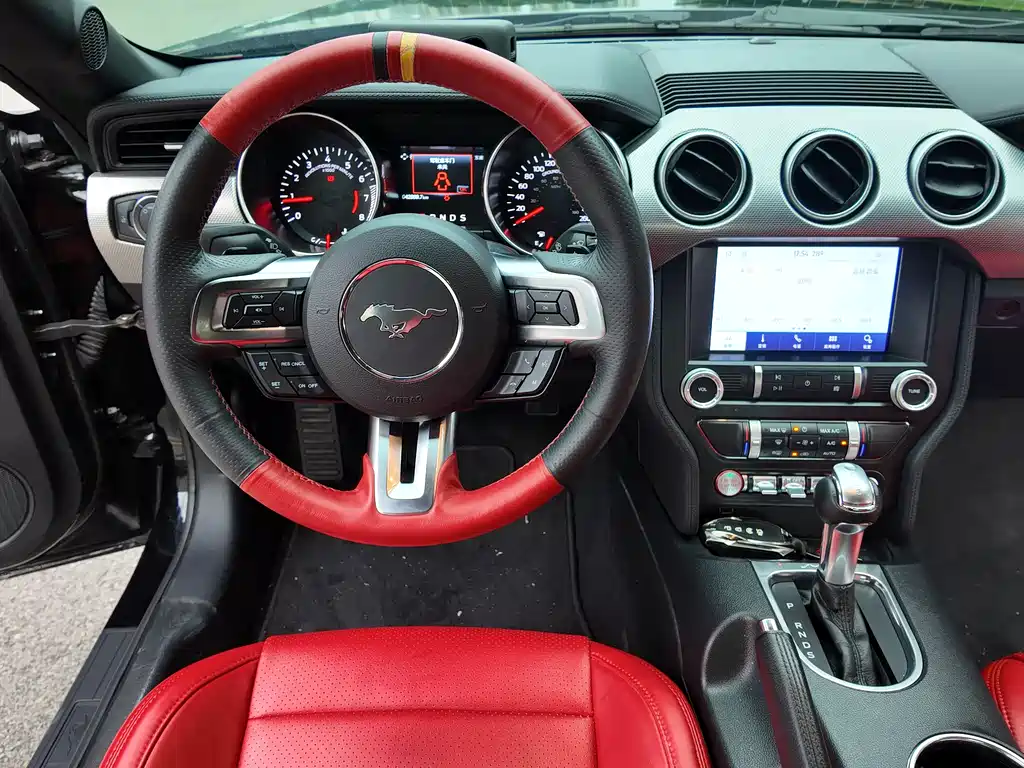 Ford Mustang 2020 2.3L EcoBoost 2022 - thumbnail 15