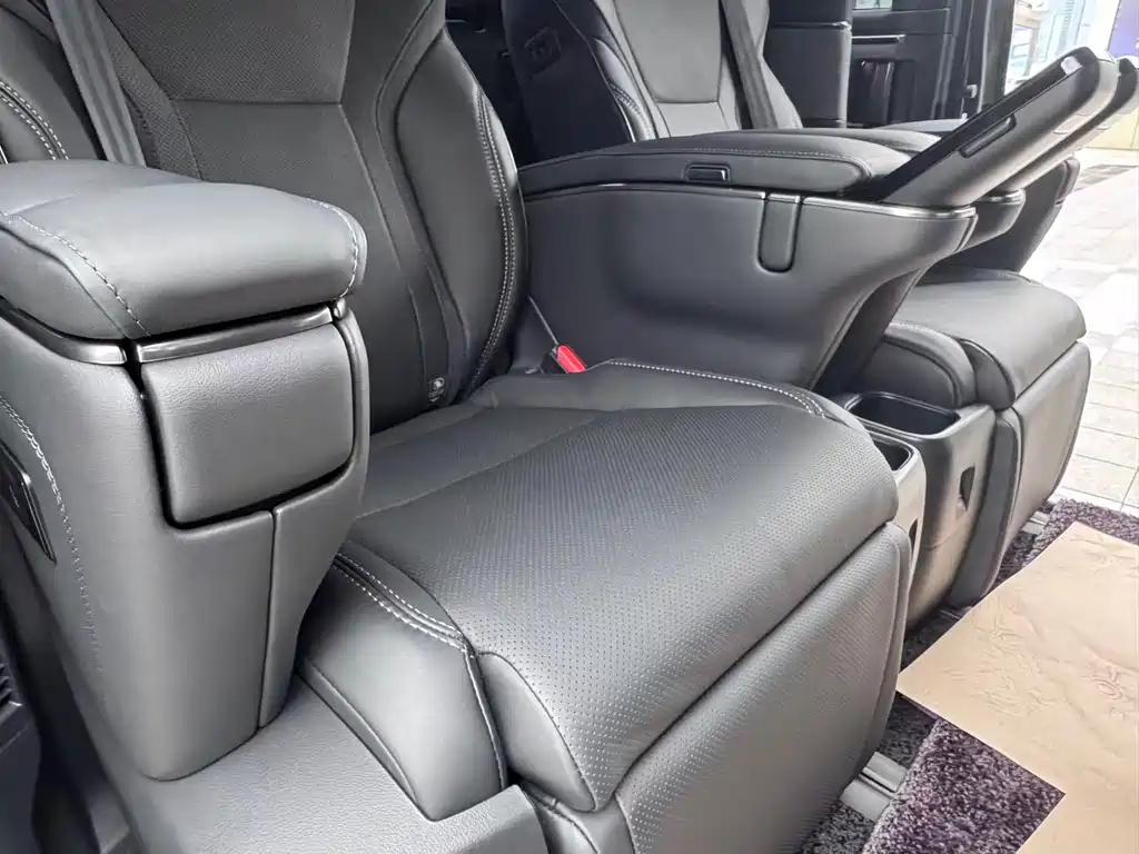 Lexus Lexus LM 350h Six-Seat Executive Edition 2025 - thumbnail 19