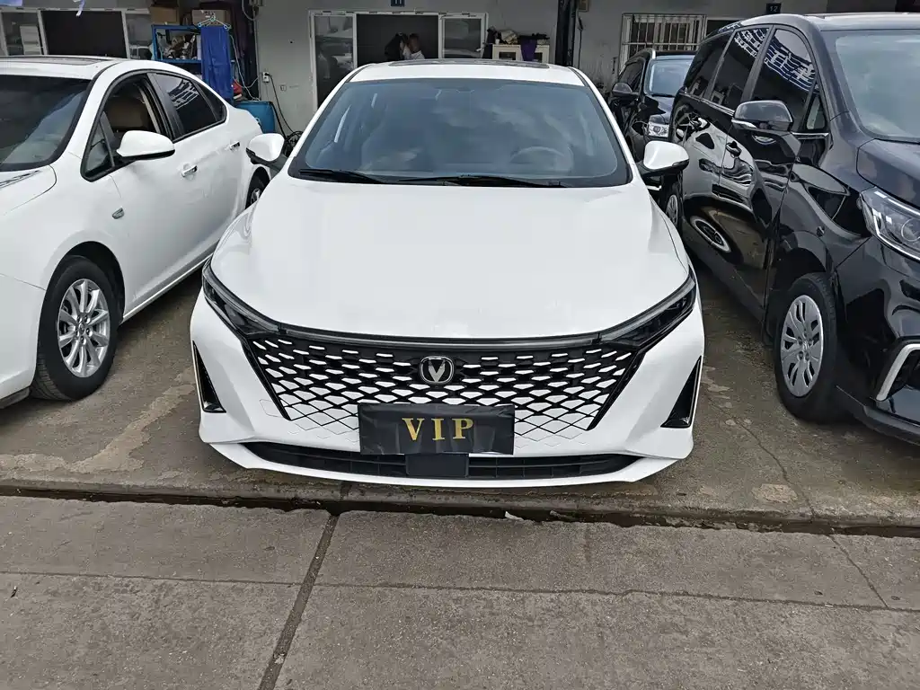 Changan Changan Raeton PLUS 2023 1.5T DCT Luxury Edition 2023 - thumbnail 2