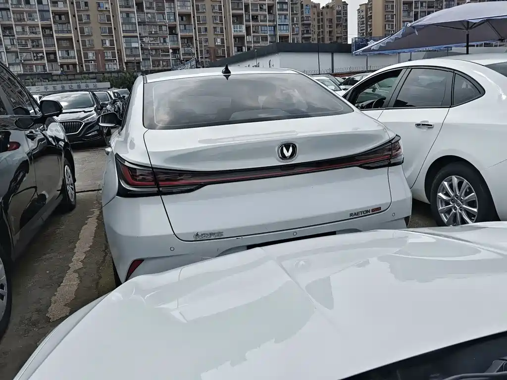 Changan Changan Raeton PLUS 2023 1.5T DCT Luxury Edition 2023 - thumbnail 18