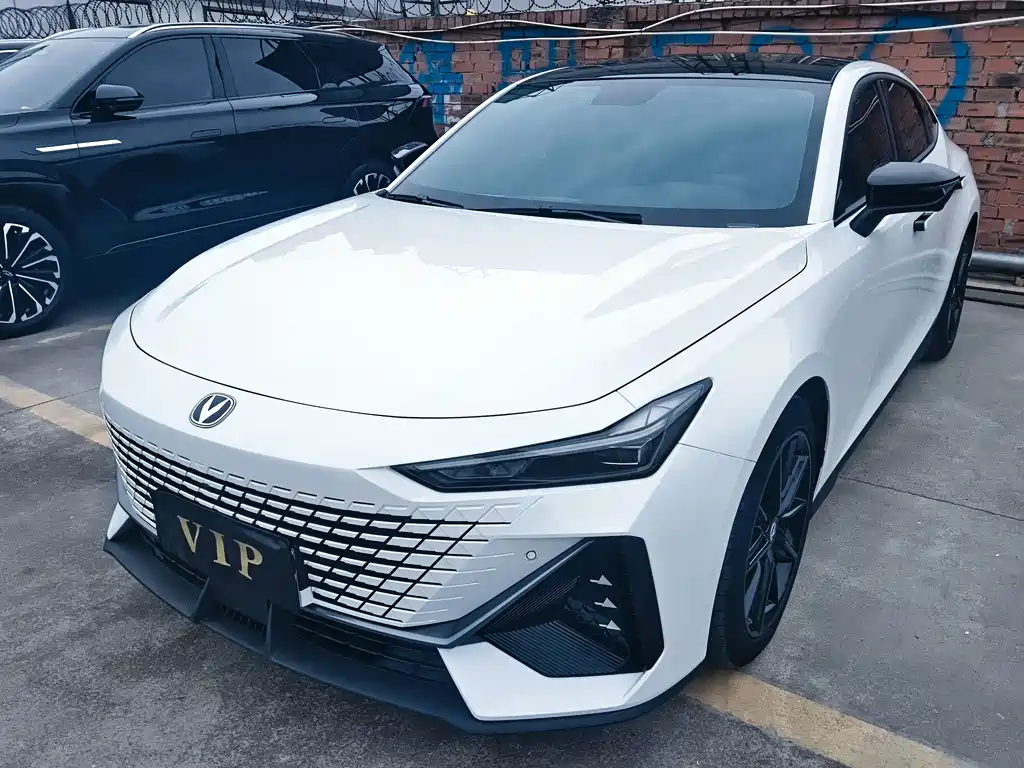 Changan Changan UNI-V 2022 1.5T Excellence Edition 2022