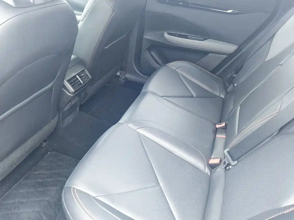 Changan Changan UNI-V 2022 1.5T Excellence Edition 2022 - thumbnail 8