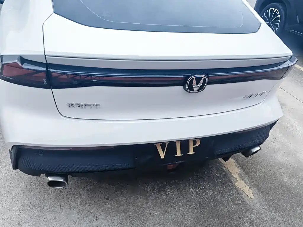 Changan Changan UNI-V 2022 1.5T Excellence Edition 2022 - thumbnail 15