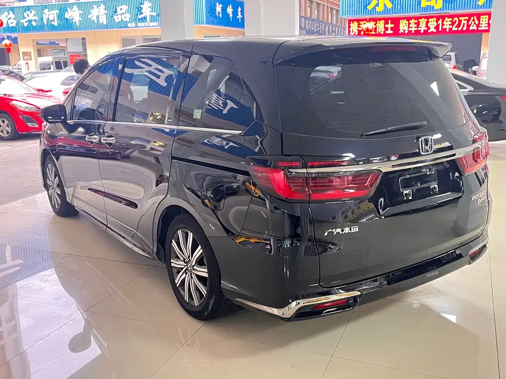 Honda Honda Odyssey 2022 2.0L e:HEV Elite Executive Edition 2022 - thumbnail 14