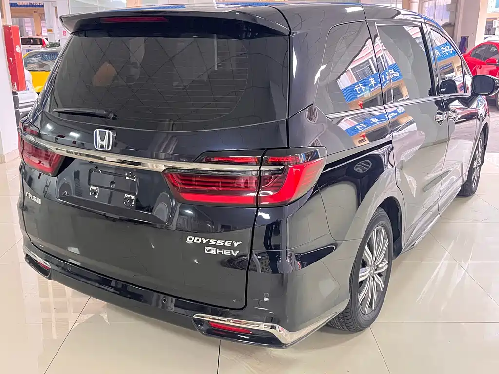 Honda Honda Odyssey 2022 2.0L e:HEV Elite Executive Edition 2022 - thumbnail 16