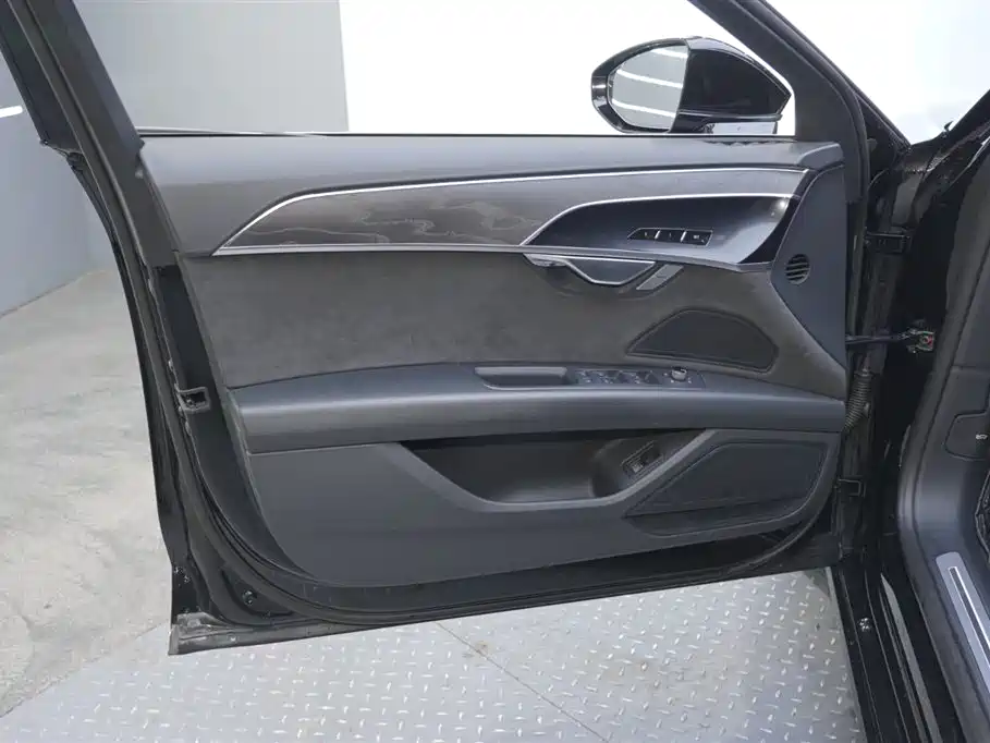 Audi Audi A8 2021 A8L 50 TFSI quattro Comfort Line 2021 - thumbnail 11