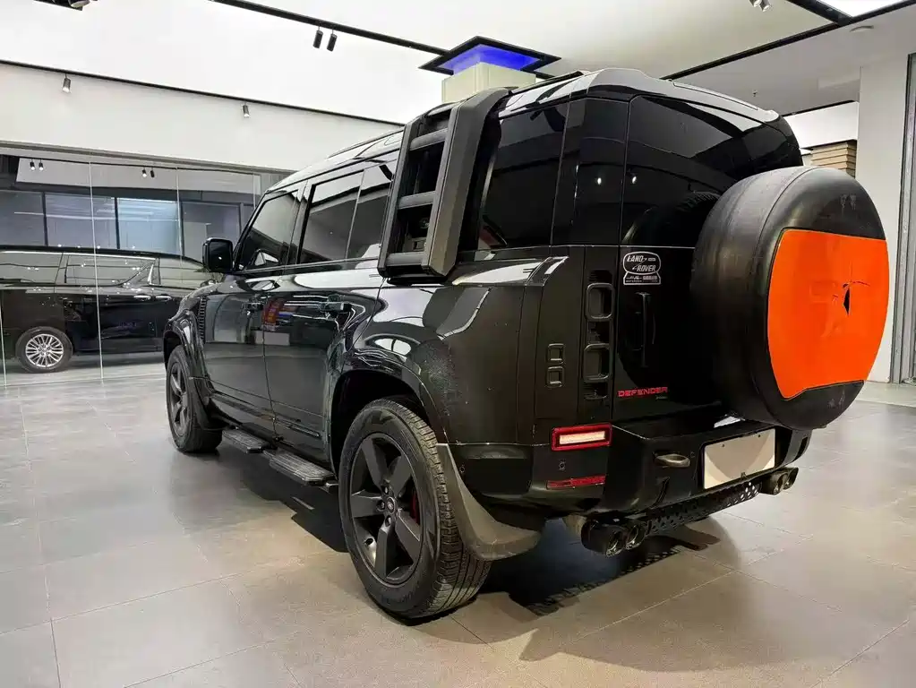 Land Rover Land Rover Defender 2022 110 P400 X 2022 - thumbnail 9