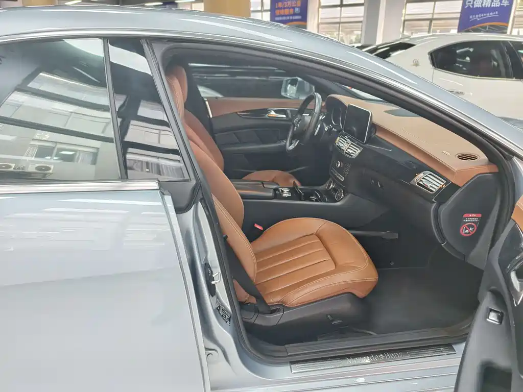 Mercedes-Benz Mercedes-Benz CLS 2015 CLS 260 2015 - thumbnail 4
