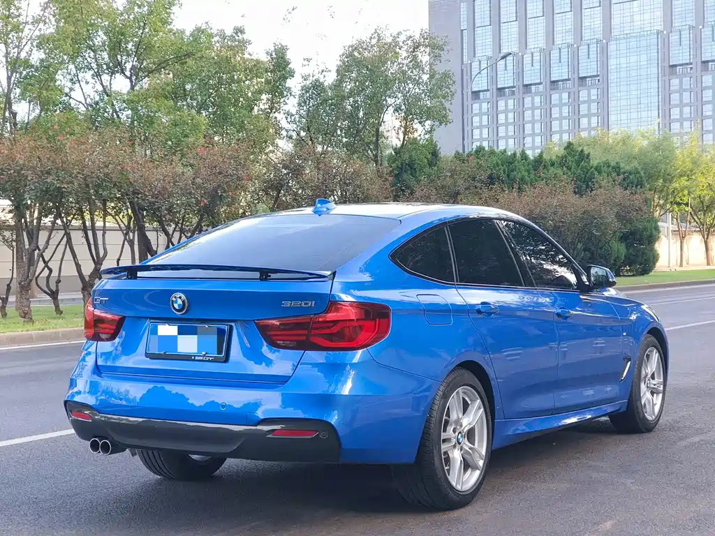 BMW BMW 3 Series GT 2019 320i M Sport Package 2020 - thumbnail 5
