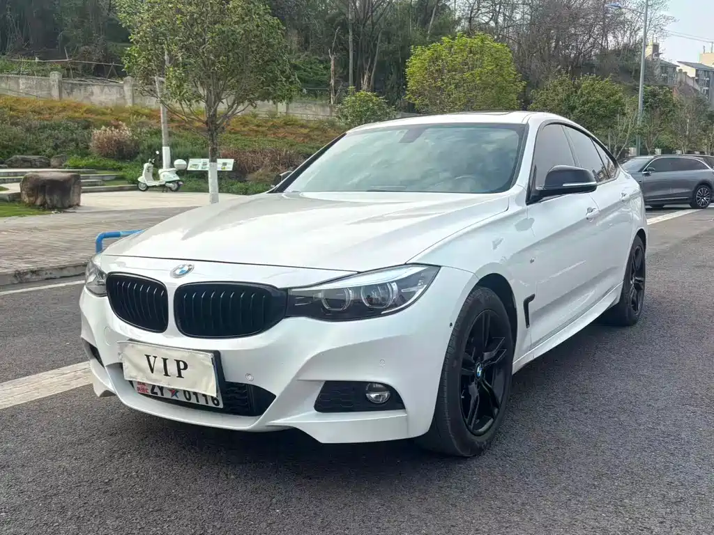 BMW BMW 3 Series GT 2019 320i M Sport Shadow Night Edition 2020