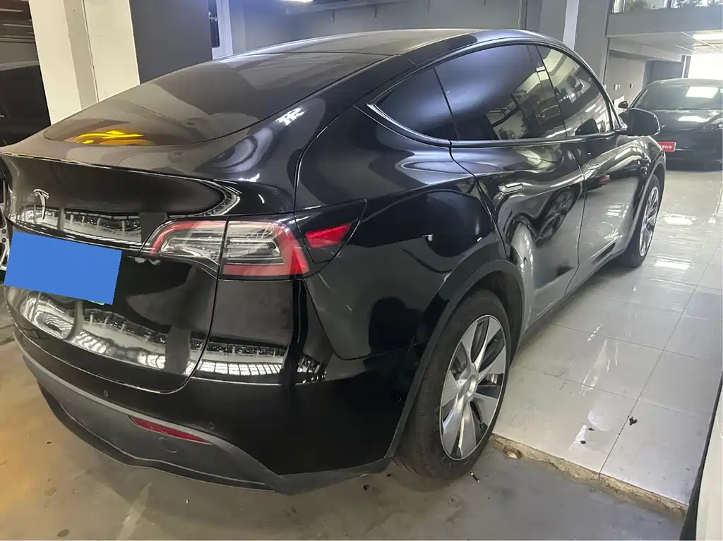 Tesla Model Y 2023 Rear-Wheel Drive 2023 - thumbnail 14