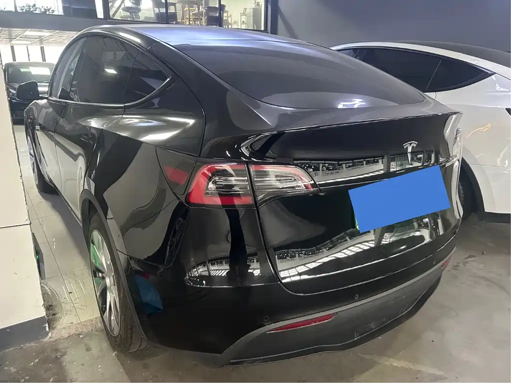 Tesla Model Y 2023 Rear-Wheel Drive 2023 - thumbnail 16