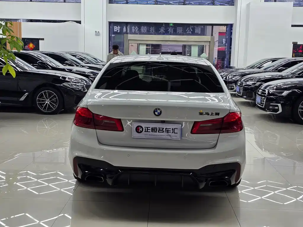 BMW BMW 5 Series Import 2018 525i M Sport Package 2018 - thumbnail 9