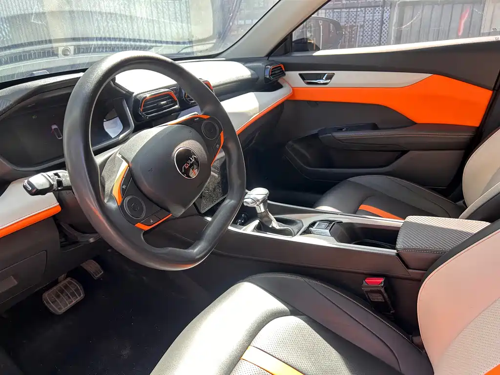 Dongfeng Fengshen Yi Xuan 2023 Mahle Edition 1.5L Automatic Chasing Wind Version 2023 - thumbnail 7