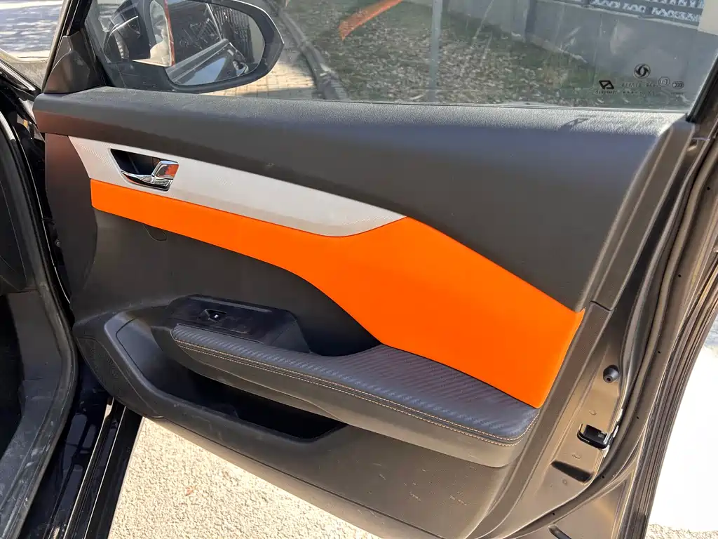 Dongfeng Fengshen Yi Xuan 2023 Mahle Edition 1.5L Automatic Chasing Wind Version 2023 - thumbnail 12