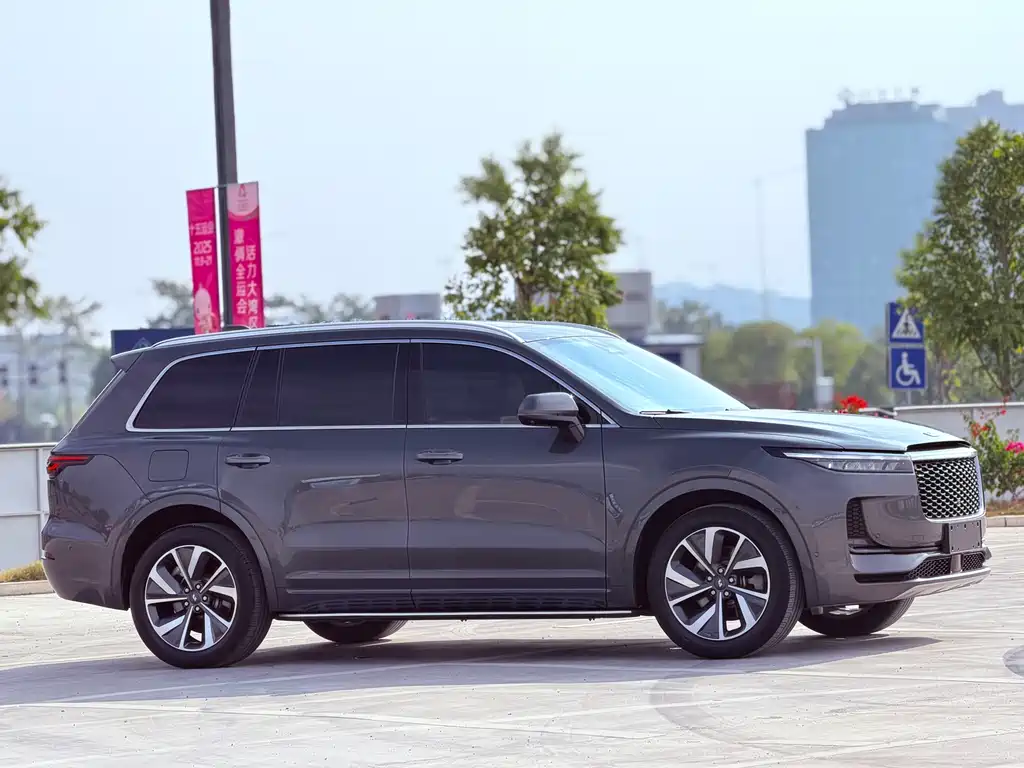 Li Auto Li ONE 2021 Extended Range 6-Seat Version 2022 - thumbnail 2
