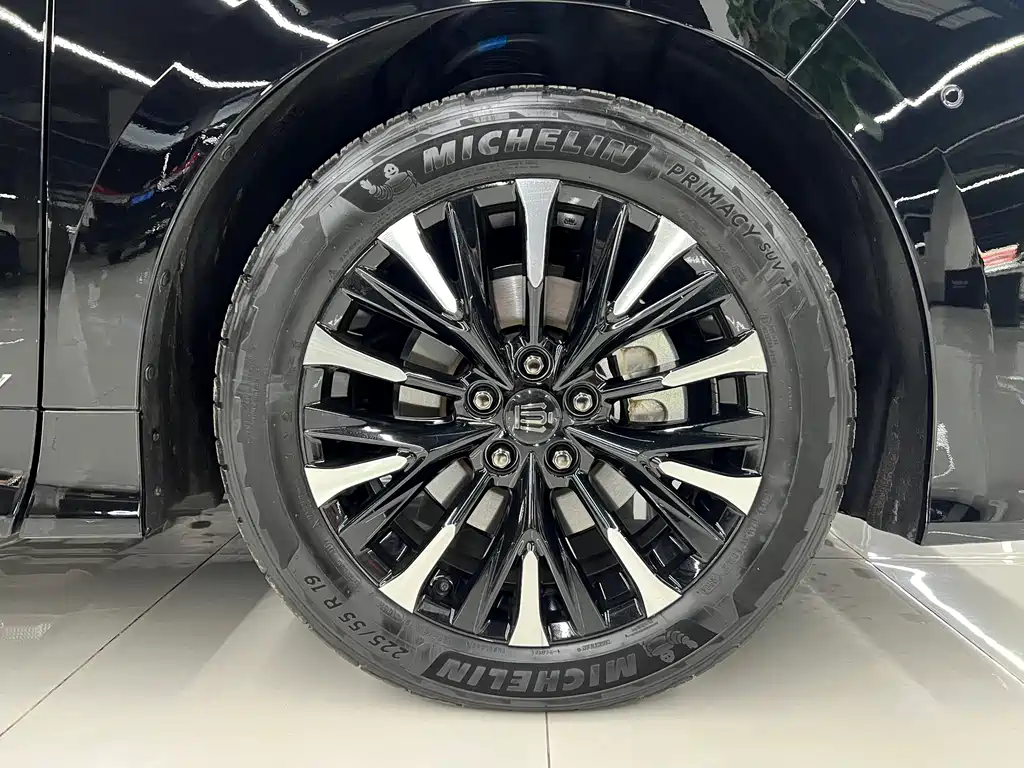 Toyota Alphard 2024 Crown Hybrid 2.5L Executive Version 2025 - thumbnail 28
