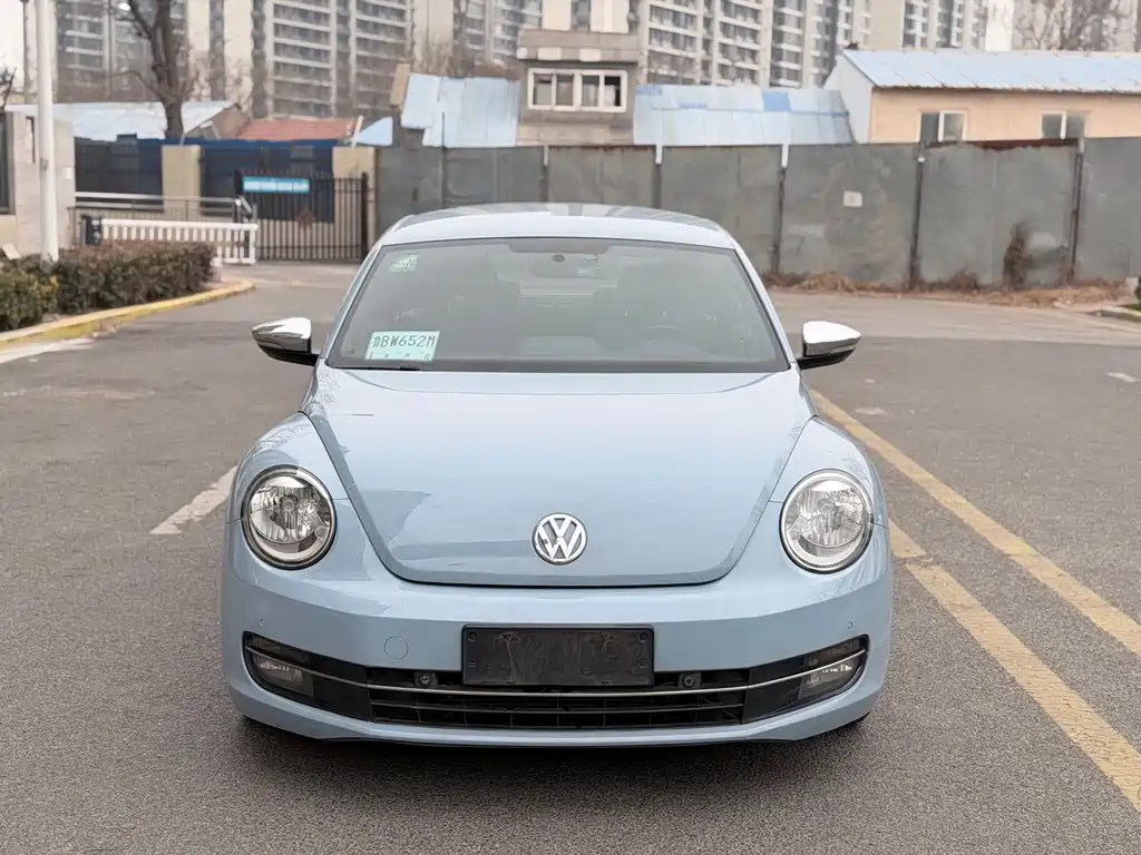 Volkswagen Volkswagen Beetle 2014 1.4TSI Comfort Line 2013 - thumbnail 2