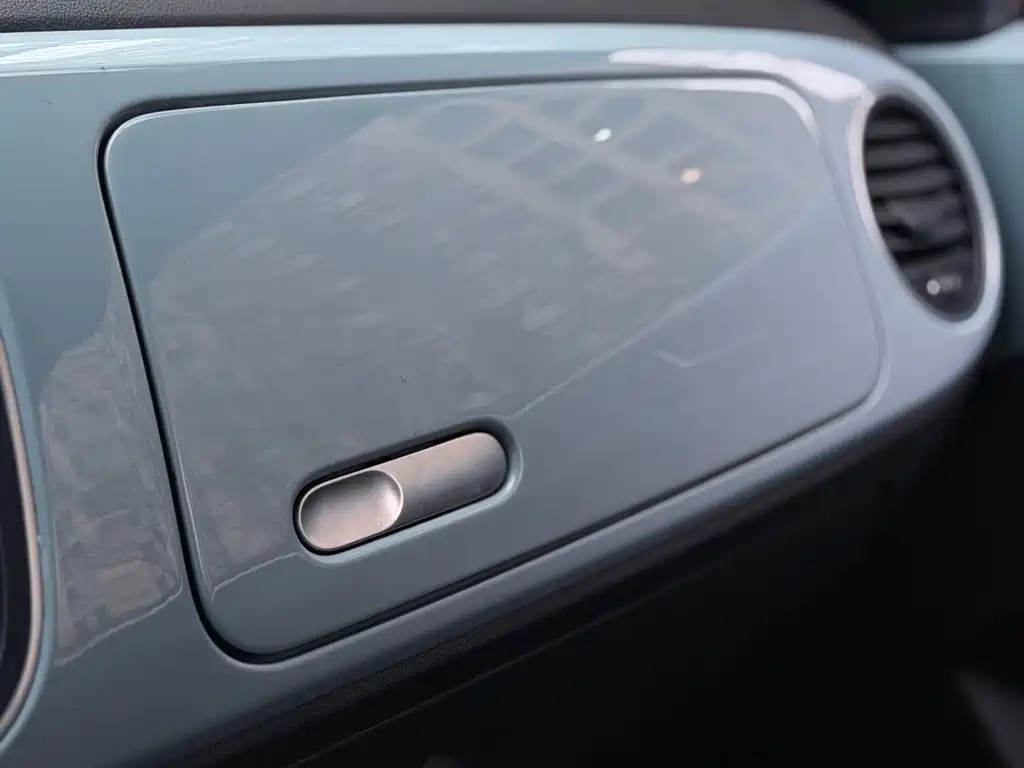 Volkswagen Volkswagen Beetle 2014 1.4TSI Comfort Line 2013 - thumbnail 17