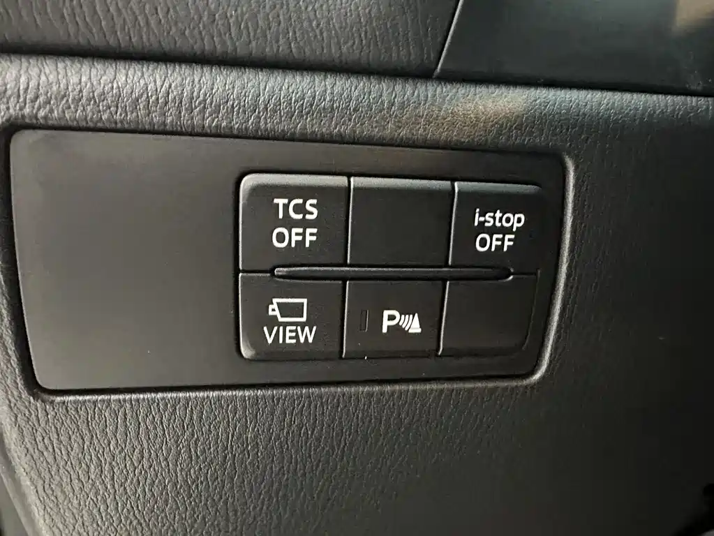 Mazda Mazda CX-4 2021 2.0L Automatic AWD Skyactiv-X Explorer Edition 2023 - thumbnail 21