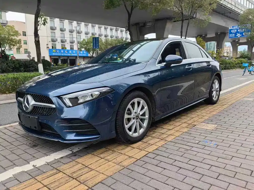 Mercedes-Benz Mercedes-Benz A-Class 2020 A 200 L Sport Sedan 2019