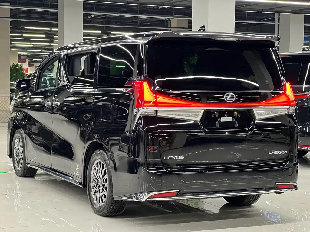 Lexus Lexus LM 300h Four-Seat Imperial Edition 2020 Model 2022 - thumbnail 6