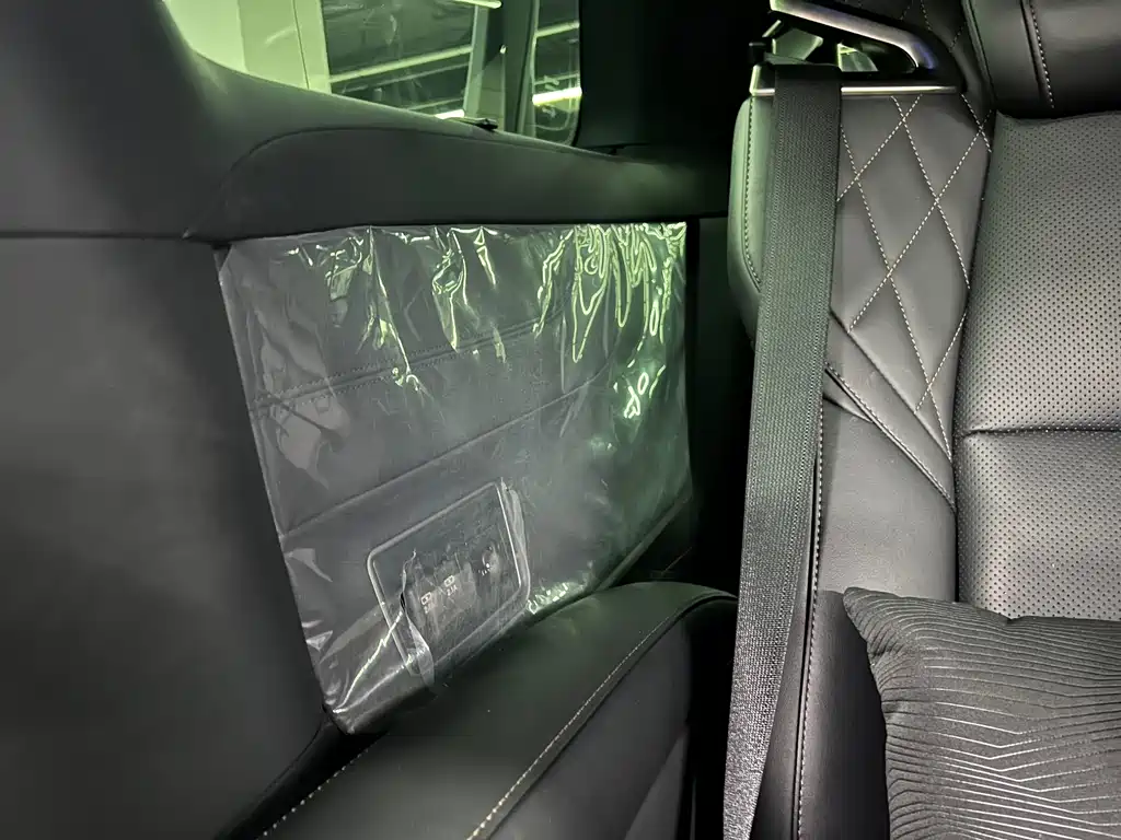Lexus Lexus LM 300h Four-Seat Imperial Edition 2020 Model 2022 - thumbnail 28