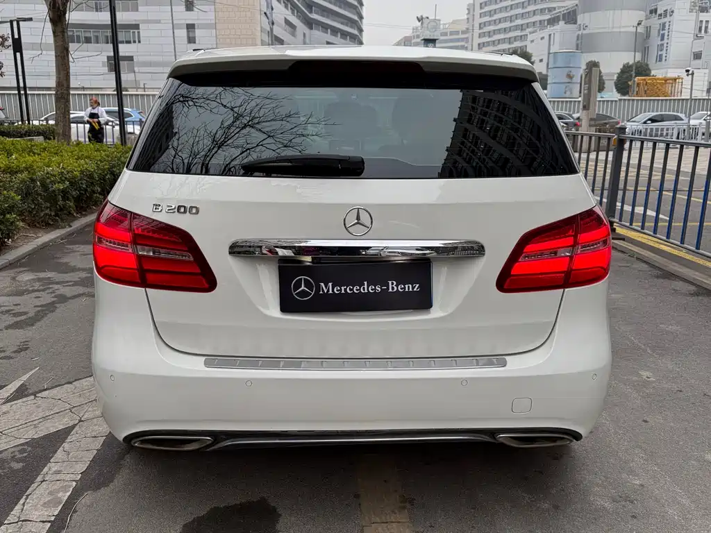 Mercedes-Benz Mercedes-Benz B-Class 2017 B 200 Fashion Edition 2017 - thumbnail 11