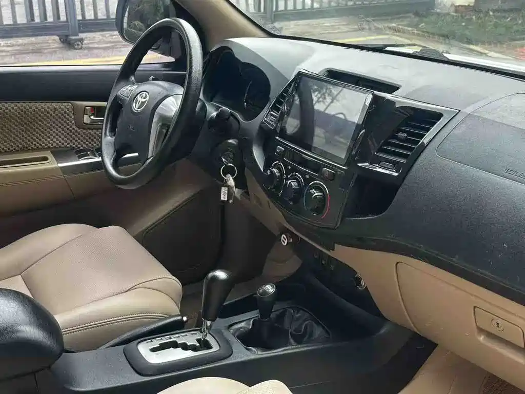 Toyota Toyota Fortuner 2016 2.7L Middle East Edition 2018 - thumbnail 8