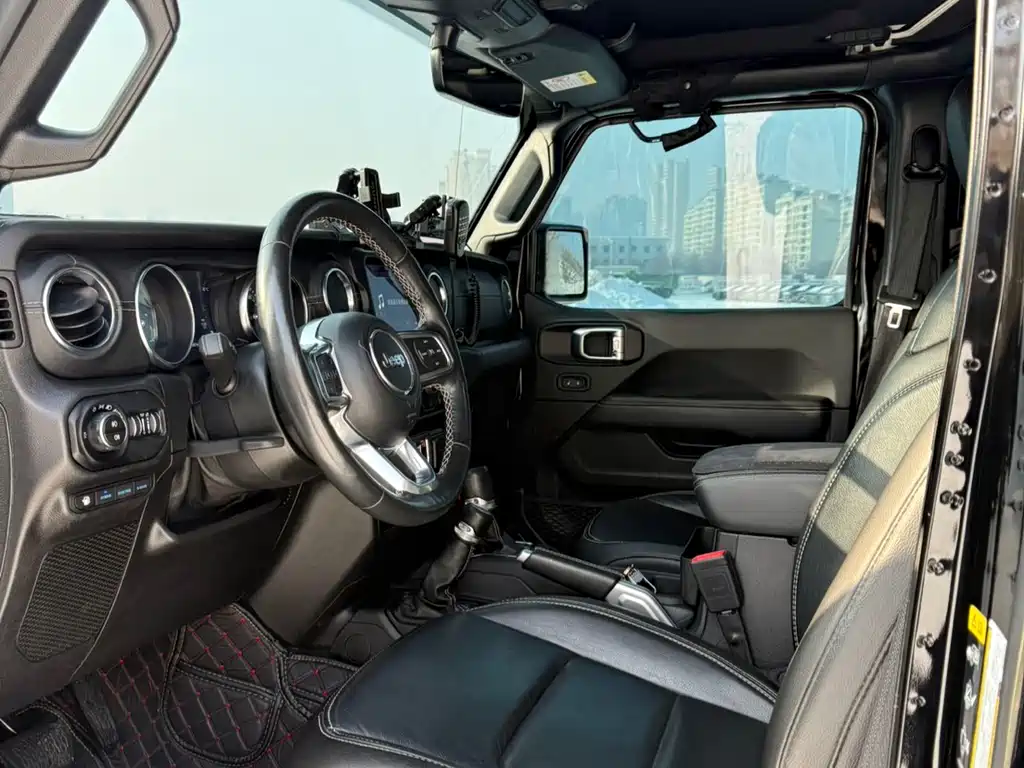 Jeep Jeep Wrangler 4xe Sahara 2021 4-Door 2.0T Plug-in Hybrid 2021 - thumbnail 4