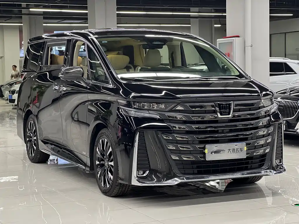 Toyota Alphard 2024 Crown Hybrid 2.5L Executive Version 2024 - thumbnail 3