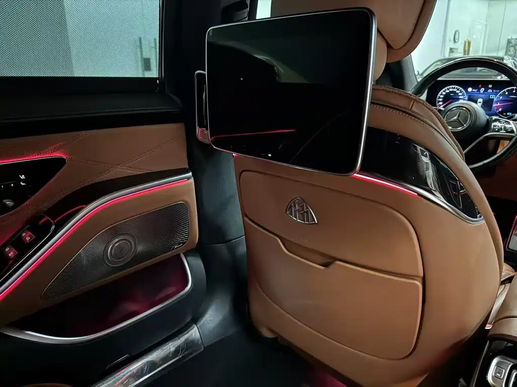 Mercedes-Benz Maybach S-Class 2022 S 480 4MATIC Intelligent Excellence Special Edition 2022 - thumbnail 14