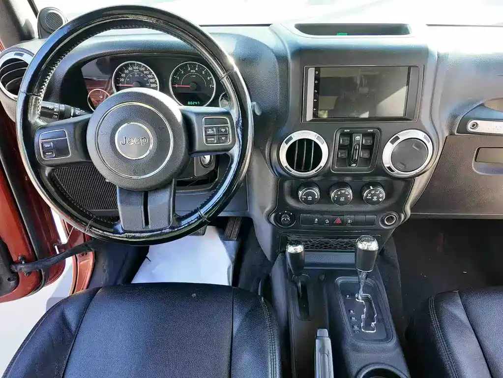 Jeep Jeep Wrangler 2015 3.0L Sahara 4-door 2015 - thumbnail 13