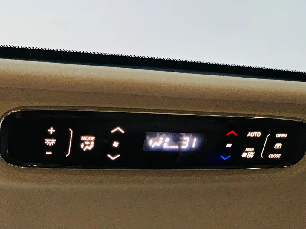 Honda Elysion 2022 2.0L e:HEV Luxury Exclusive Edition 2022 - thumbnail 9