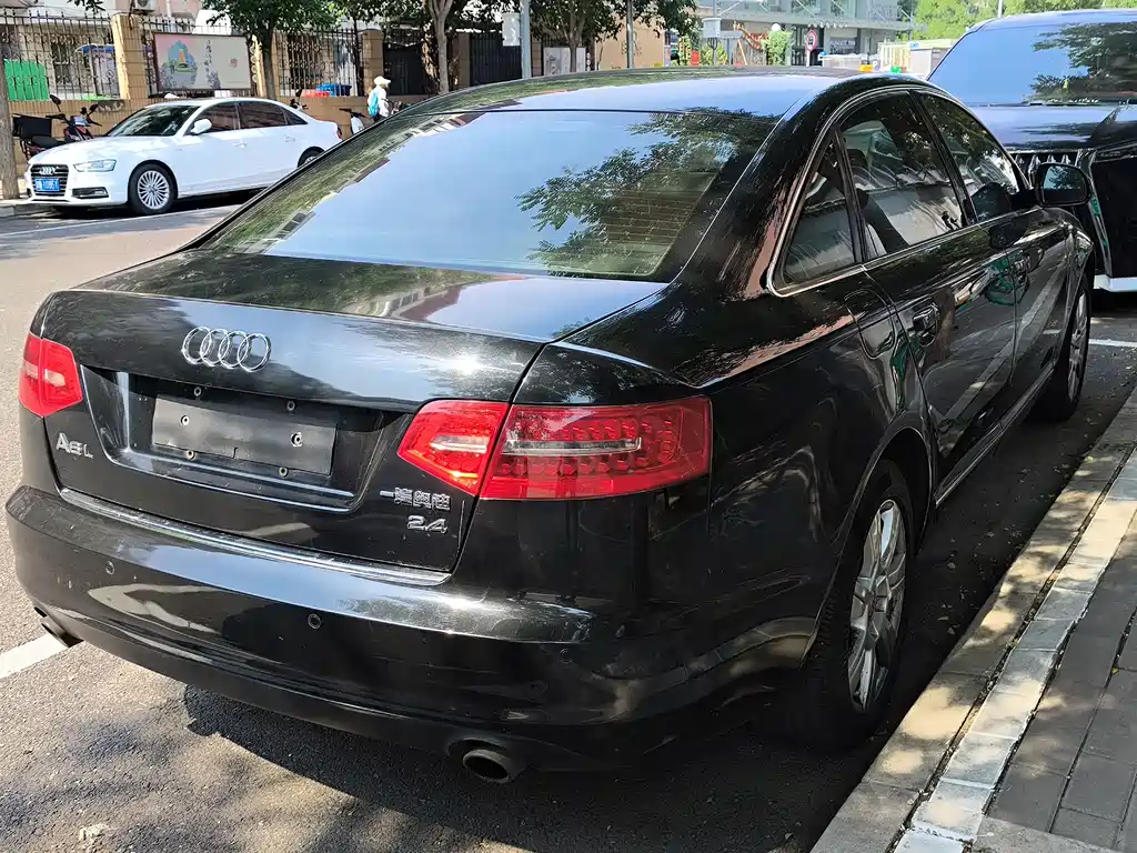 Audi Audi A6L 2010 2.4L Technology Edition 2010 - thumbnail 3
