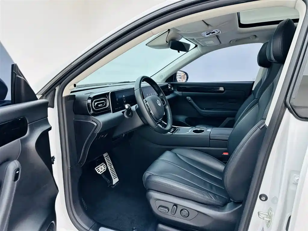 Leapmotor Leapmotor C11 2023 Extended Range 180 Comfort Edition 2023 - thumbnail 13