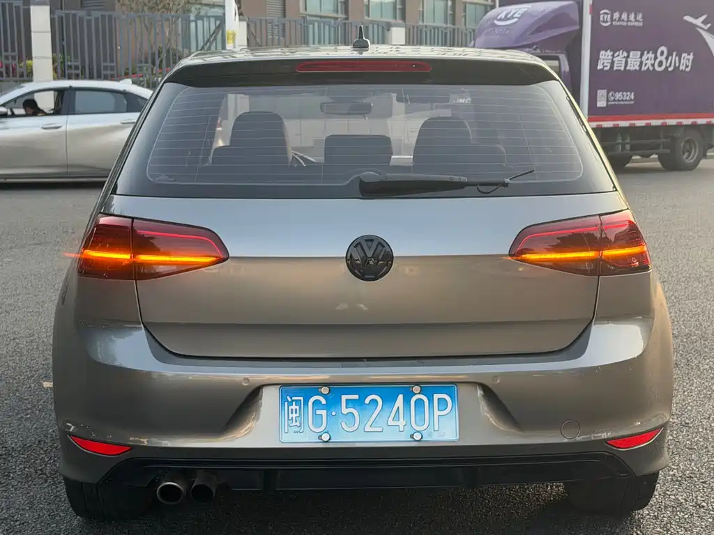 Volkswagen Volkswagen Golf 2015 1.4TSI Automatic Flagship Model 2015 - thumbnail 14