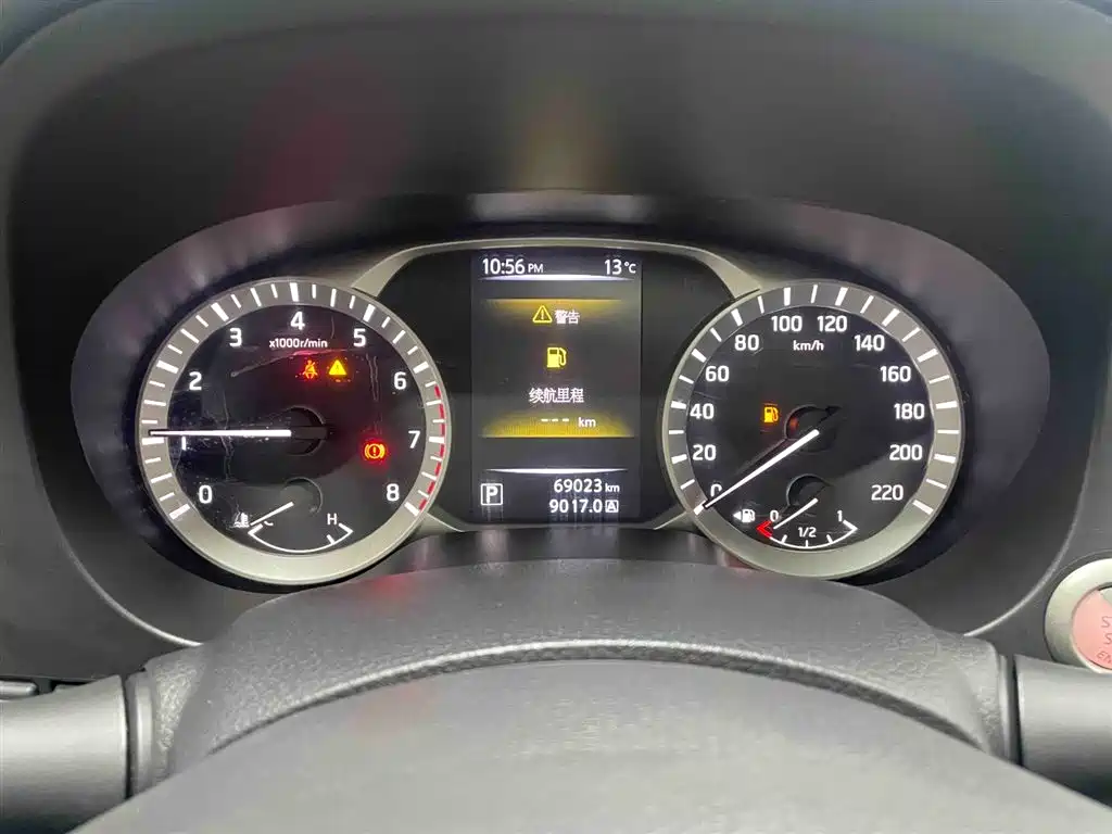 Nissan Nissan Terra 2020 2.5L XL Upper Automatic 2WD Luxury Edition 2021 - thumbnail 12