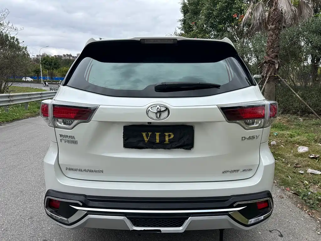 Toyota Toyota Highlander 2017 2.0T AWD Luxury 7-seater 2017 - thumbnail 4