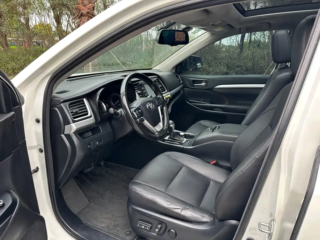 Toyota Toyota Highlander 2017 2.0T AWD Luxury 7-seater 2017 - thumbnail 8