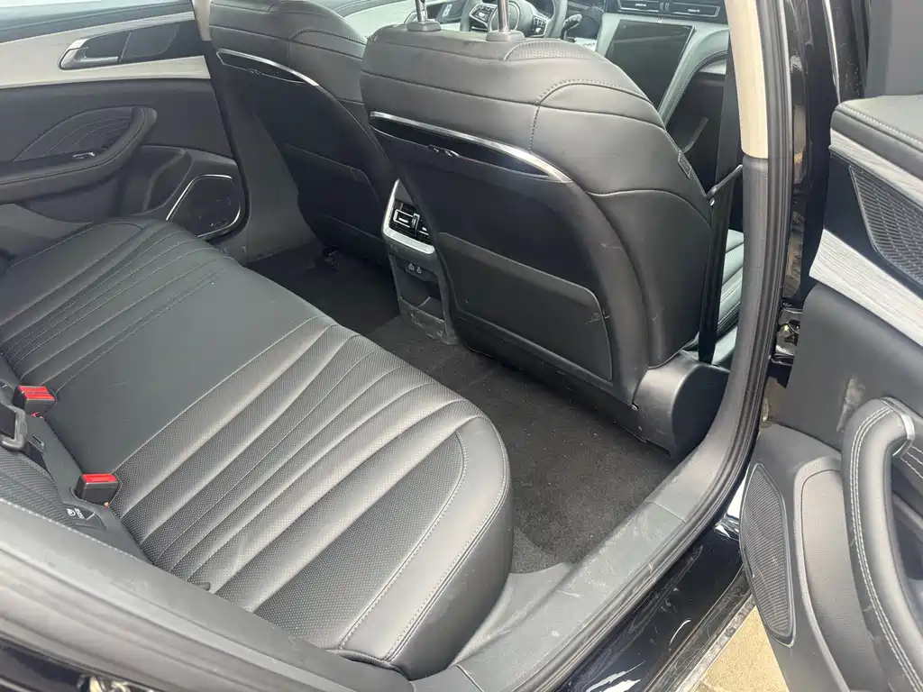 Hongqi Hongqi H5 2025 1.5T DCT Qiyue Edition 2025 - thumbnail 6